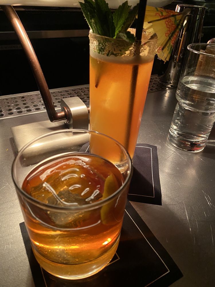 THE BOARDROOM Updated September 2024 13 Photos 150 E 54Th St, New