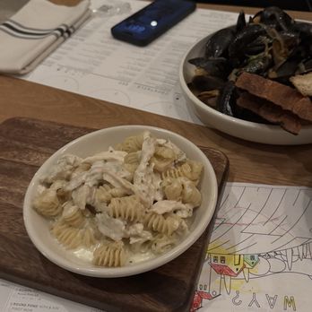 Sixty Vines - Child white sauce pasta chicken - New American Near Me - Austin, Texas Sixty Vines - Child white sauce pasta chicken - New American Near Me - Austin, Texas