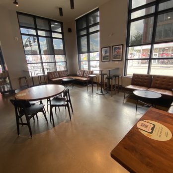 Starbucks - Seating - Coffee & Tea Near Me - Kansas City, Missouri Starbucks - Seating - Coffee & Tea Near Me - Kansas City, Missouri