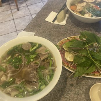 Pho Saigon - Vietnamese Near Me - Houston, Texas