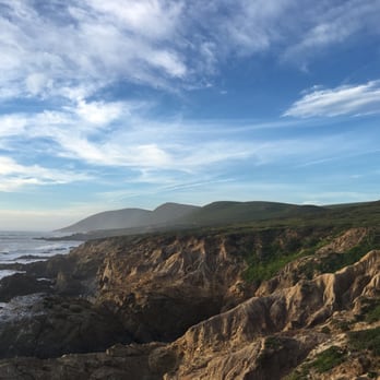 Harmony Headlands State Park - Beautiful coastal views at the end of the trail - Parks Near Me - Cayucos, California