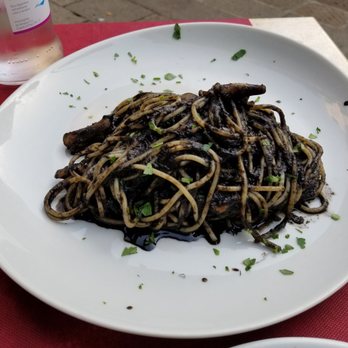 Al Faro - Squid ink pasta - Pizza Near Me - Venezia, VE