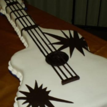 New City Bakery - Sweet Guitar Cake! - Bakeries Near Me - New Braunfels, Texas