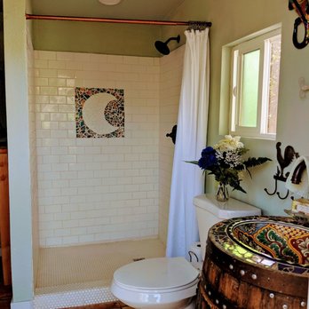 Morning Song Farm - Inside the bathroom - Bed & Breakfast Near Me - Rainbow, California Morning Song Farm - Inside the bathroom - Bed & Breakfast Near Me - Rainbow, California