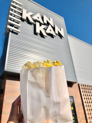 Kan-Kan Cinema & Bar by null