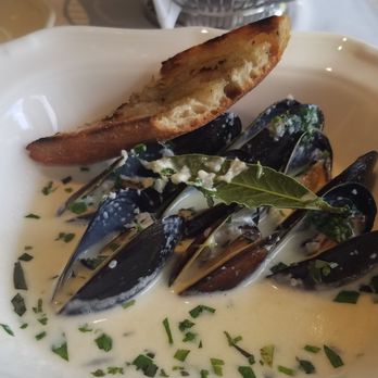 Bartolotta's Lake Park Bistro - Mussels - French Near Me - Milwaukee, Wisconsin