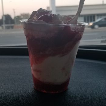 M&C Burger - Strawberry sundae is amazing. I would eat this everyday if I could - Juice Bars & Smoothies Near Me - Midvale, Utah M&C Burger - Strawberry sundae is amazing. I would eat this everyday if I could - Juice Bars & Smoothies Near Me - Midvale, Utah
