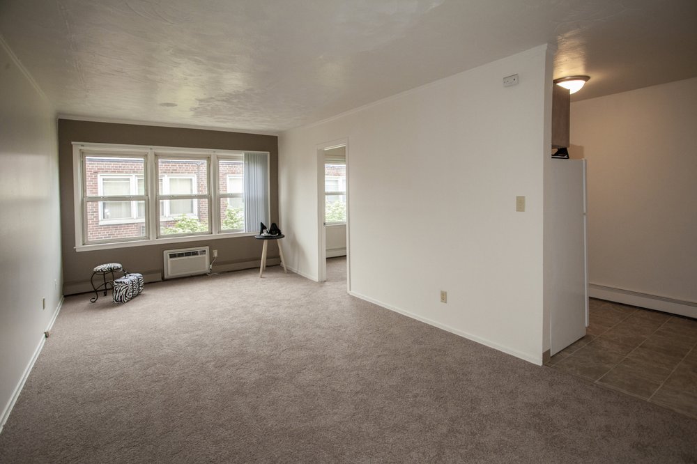 PARKWOOD APARTMENT HOMES Updated August 2024 1005 W 35th Ave, Gary