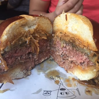 Emily - Emmy burger - American Near Me - Brooklyn, New York