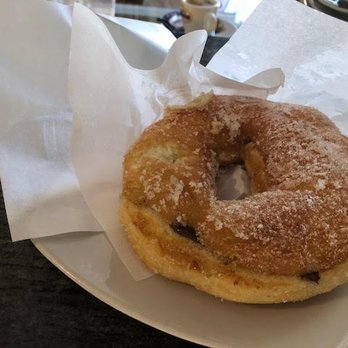 Pasticceria Franco e Valentino - Sugared donut with nutella - Chocolatiers & Shops Near Me - Sorrento, NA Pasticceria Franco e Valentino - Sugared donut with nutella - Chocolatiers & Shops Near Me - Sorrento, NA