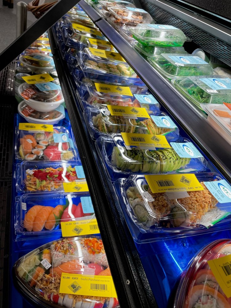 Lowe's Market - Lago Vista Image