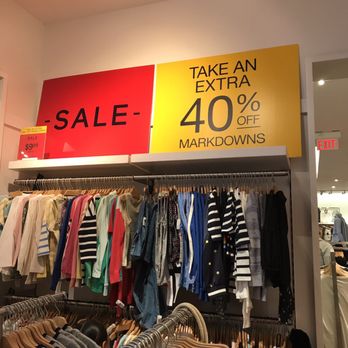 Gap - Men's Clothing Near Me - Albuquerque, New Mexico