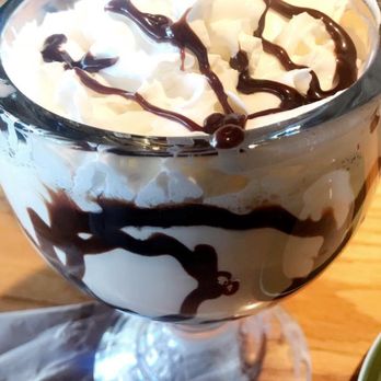 Applebee's Grill + Bar - Mudslide - Sports Bars Near Me - Chino, California Applebee's Grill + Bar - Mudslide - Sports Bars Near Me - Chino, California