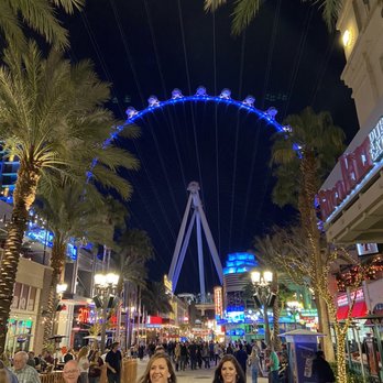 The High Roller - High Roller at the Linq - Amusement Parks Near Me - Las Vegas, Nevada The High Roller - High Roller at the Linq - Amusement Parks Near Me - Las Vegas, Nevada