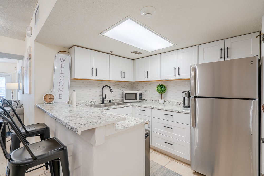 LOFTY ASSET MANAGEMENT Updated September 2024 92 Photos 4025