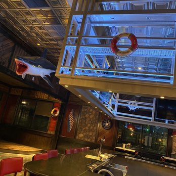 Great Hunter Crab - Bar area - Seafood Near Me - Memphis, Tennessee Great Hunter Crab - Bar area - Seafood Near Me - Memphis, Tennessee