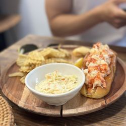 Royal Lobster - Lobster roll