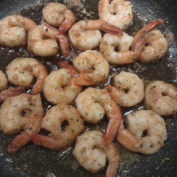 Bennett Shellfish - shrimp cooking in a skillet - Seafood Near Me - Montauk, New York