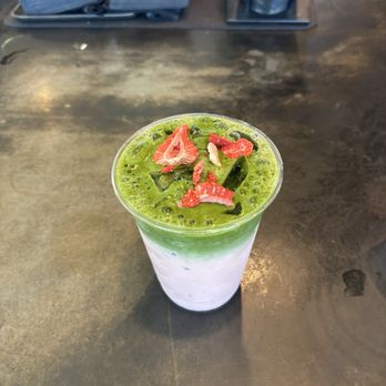 CAFE/5 - Strawberry matcha ! - Coffee & Tea Near Me - Los Angeles, California