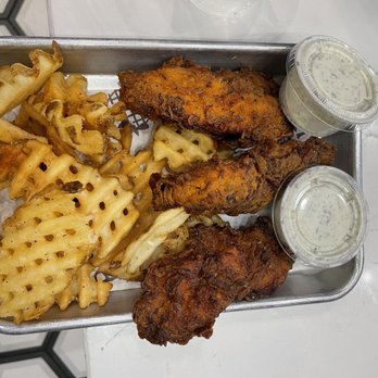 Bruxie - Burnt chicken fry over cooked - Sandwiches Near Me - Costa Mesa, California Bruxie - Burnt chicken fry over cooked - Sandwiches Near Me - Costa Mesa, California