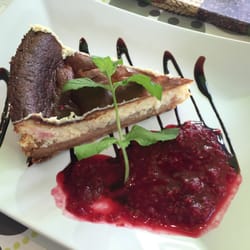 Bistro Pizza Bzik - Pyszny domowy sernik