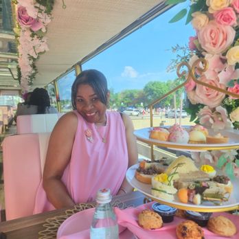 Tea Around Town - After the talented gentleman sang happy birthday to me. I was so happy - Bus Tours Near Me - Chicago, Illinois Tea Around Town - After the talented gentleman sang happy birthday to me. I was so happy - Bus Tours Near Me - Chicago, Illinois