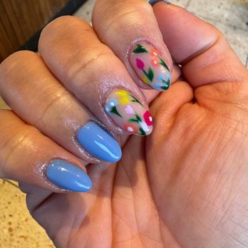 Masha Nails Spa - A view of my other hand for Spring themed - Nail Technicians Near Me - Santa Clarita, California