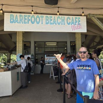 Barefoot Beach Cafe - Aloha! Mike R. In front of Barefoot Cafe on Waikiki Beach Hawai'i - Breakfast & Brunch Near Me - Honolulu, Hawaii