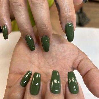 Julie's Nails & Spa - Acrylic nails in color K44 - Nail Salons Near Me - Roseville, California