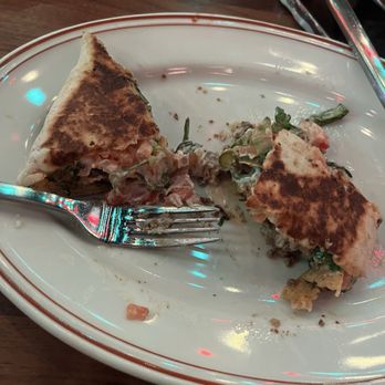 Hi 5 - Crunch Wrap - Sports Bars Near Me - Cleveland, Ohio