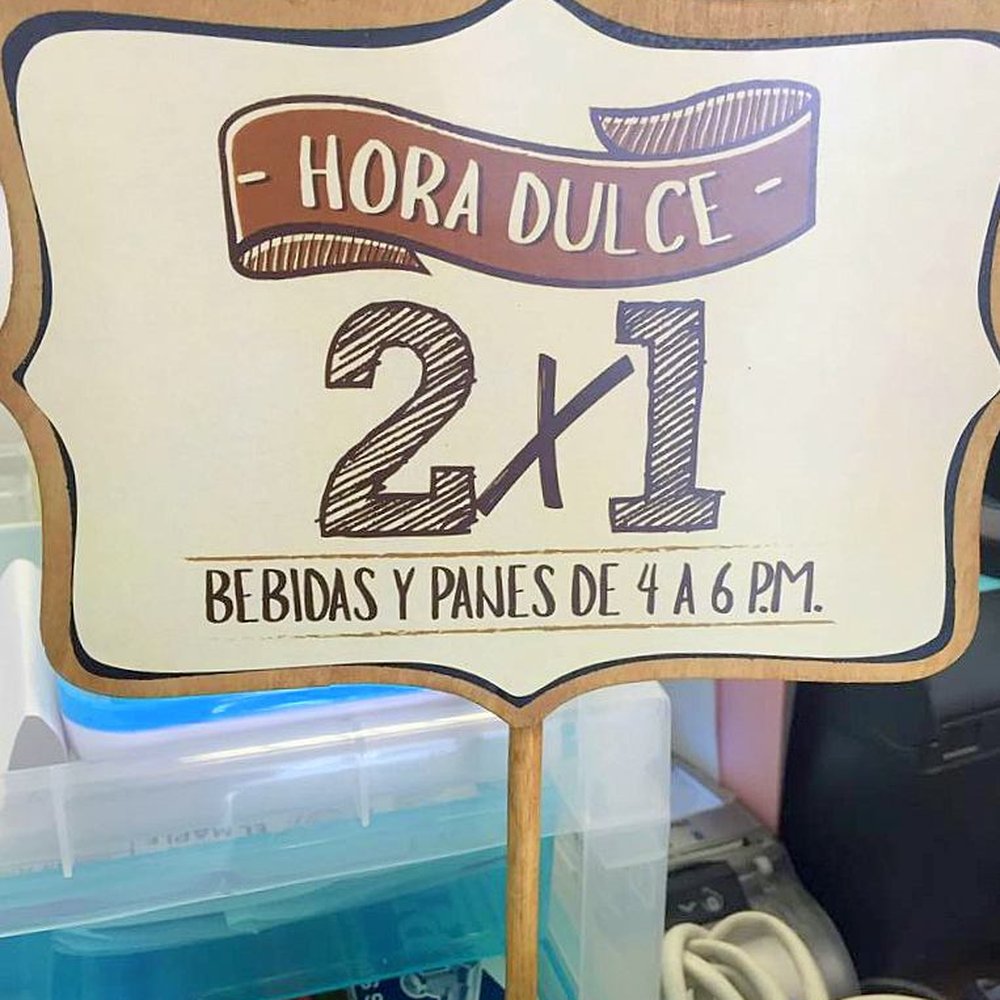 Woo Hoo - Daily specials (2 for 1) from 4:00pm to 6:00pm!