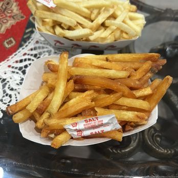In-N-Out Burger - Burgers Near Me - Burbank, California