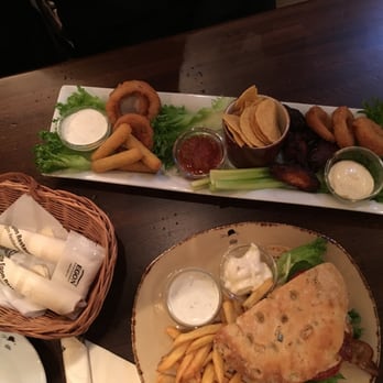 Egon - Appetizer sampler and Chicken BLT - New American Near Me - Solna, Alberta