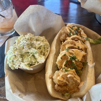 Fuller's Raw Bar - Shrimp po'boy and Cole slaw - Seafood Near Me - Hampton, Virginia
