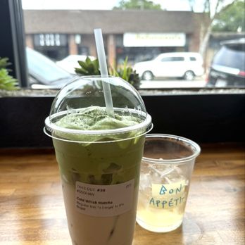 De Sol Coffee & Tea - Cold Foam Latte - Coffee & Tea Near Me - Wauwatosa, Wisconsin De Sol Coffee & Tea - Cold Foam Latte - Coffee & Tea Near Me - Wauwatosa, Wisconsin