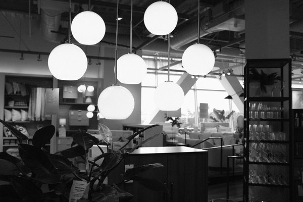 Crate & Barrel by null