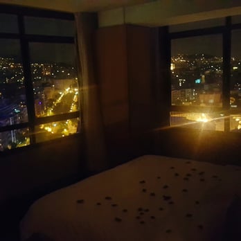 Gran Hotel Torre Catalunya - Rose petals on the bed for our honeymoon. - Hotels Near Me - Barcelona, B