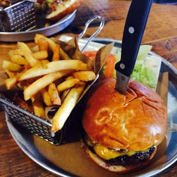 1909 - 1909 burger with bacon salt fries - Bars Near Me - Temecula, California