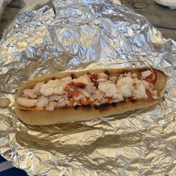 Lobster Landing - Lobster Roll - Seafood Markets Near Me - Clinton, Connecticut Lobster Landing - Lobster Roll - Seafood Markets Near Me - Clinton, Connecticut