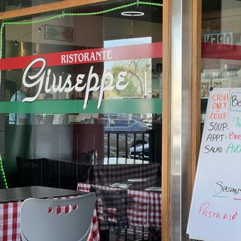 Ristorante Giuseppe - Exterior of restaurant (note the sign that says "cash only or Zelle") - Italian Near Me - Scottsdale, Arizona Ristorante Giuseppe - Exterior of restaurant (note the sign that says "cash only or Zelle") - Italian Near Me - Scottsdale, Arizona
