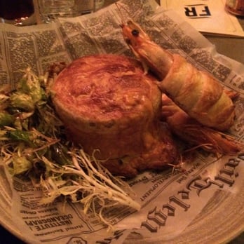The Franklin Room - Shrimp pot pie....no shrimp in the pot pie & same sweet potato base as shrooms & cheese...not very good. - American Near Me - Chicago, Illinois