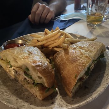 CIRCA at Clarendon - Grilled Chicken Sandwich - New American Near Me - Arlington, Virginia CIRCA at Clarendon - Grilled Chicken Sandwich - New American Near Me - Arlington, Virginia
