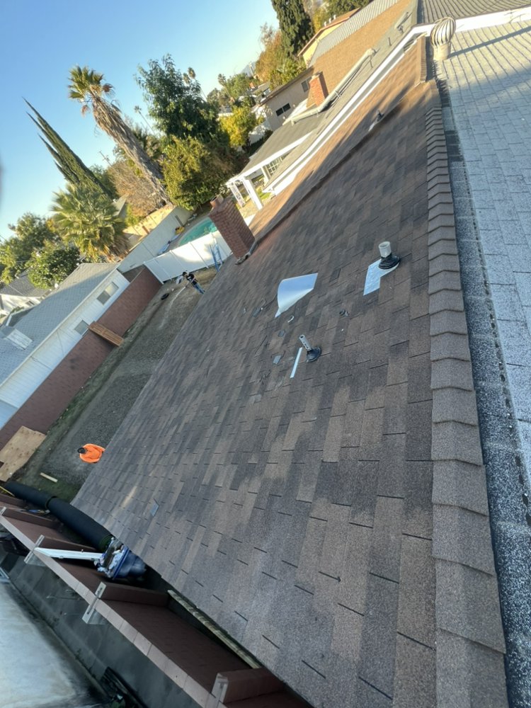 Slide of J&F BUILDING GROUP