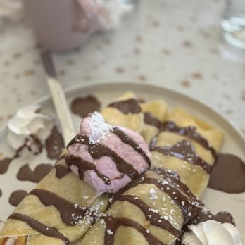 Popping Yolk Cafe - Toffee Banana Crepe - Cafes Near Me - Brea, California
