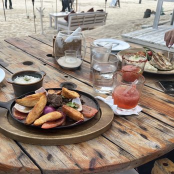 INTI Beach - Beef tenderloin with rice and amazing potatoes. - Peruvian Near Me - Playa del Carmen, ROO