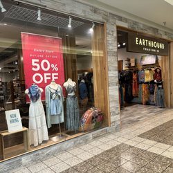 Earthbound Trading - Storefront: inside Fox River Mall