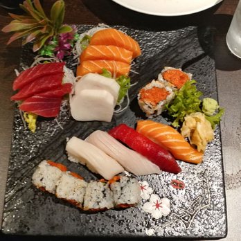 Fusha Asian Bistro - Sushi sashimi combo lunch version - good - Asian Fusion Near Me - Metuchen, New Jersey