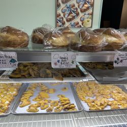 Minerva Bakery - Paska (for Easter)
