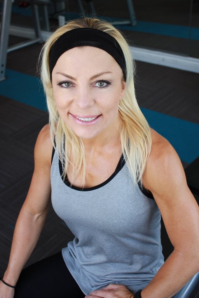 Lola Fitness & Nutrition Logo
