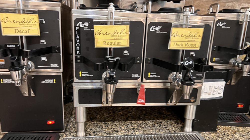 BRENDEL’S BAGELS AND EATERY OF NEW YORK Updated August 2024 39 Photos & 35 Reviews 267